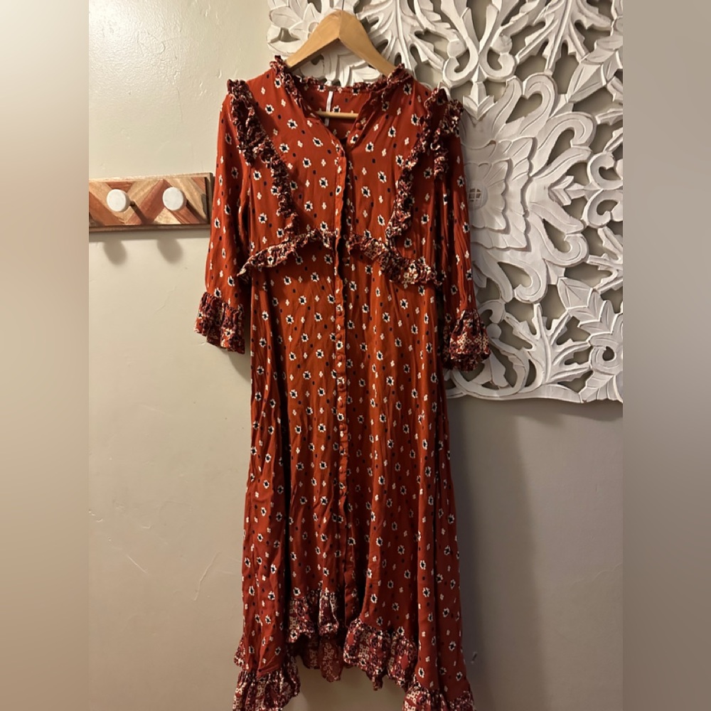 COPY - Rust Blue and white floral midi dress Small